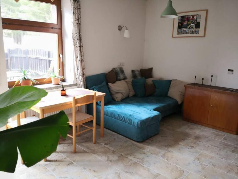 Appartement Erzgruen - Aktiv Und Entspannt Im Gruenen à Zwönitz Extérieur photo