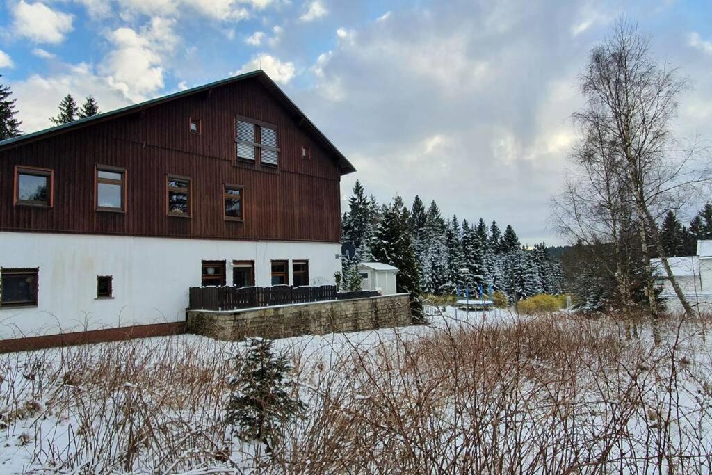 Appartement Erzgruen - Aktiv Und Entspannt Im Gruenen à Zwönitz Extérieur photo